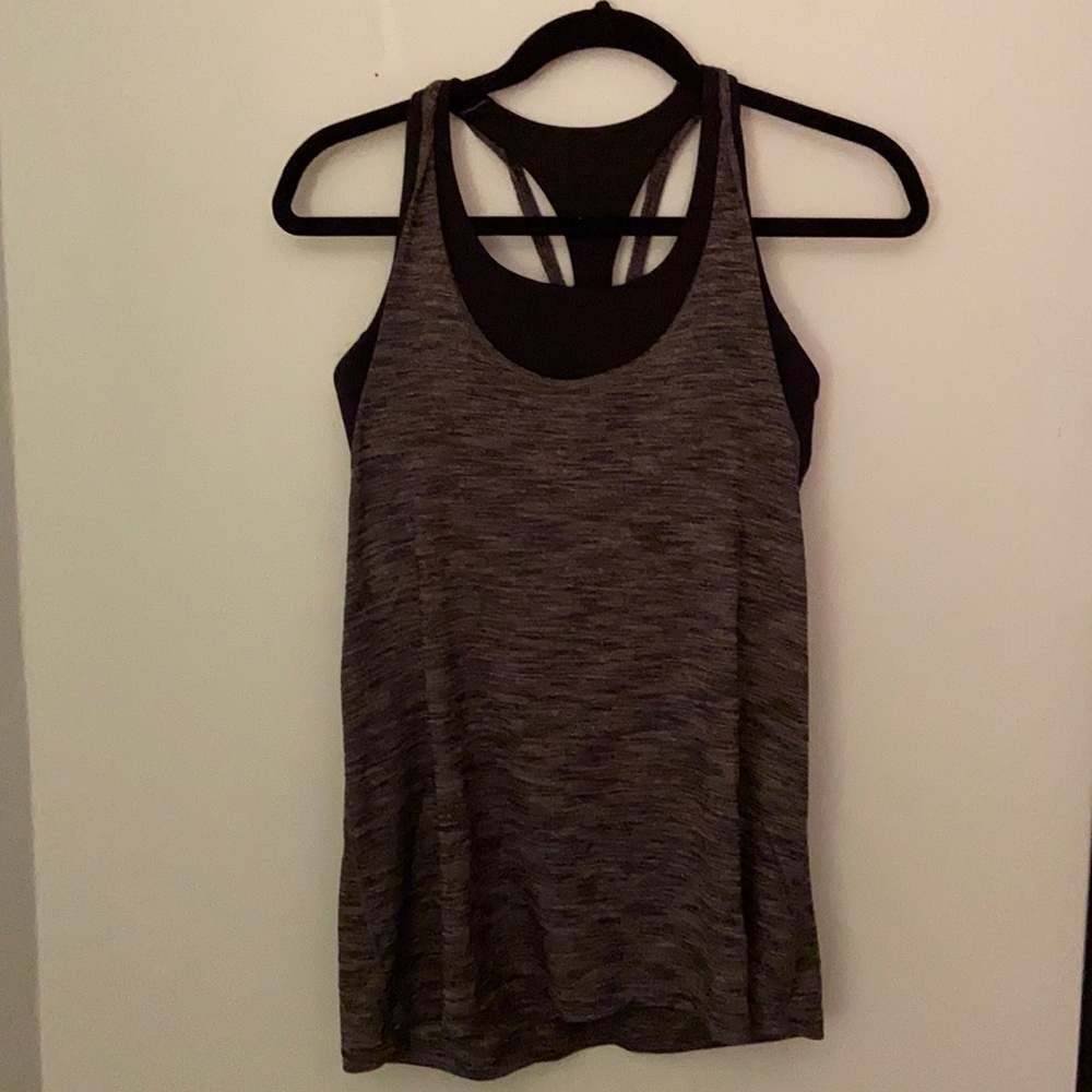 Lululemon Racerback Top w Built in Bra